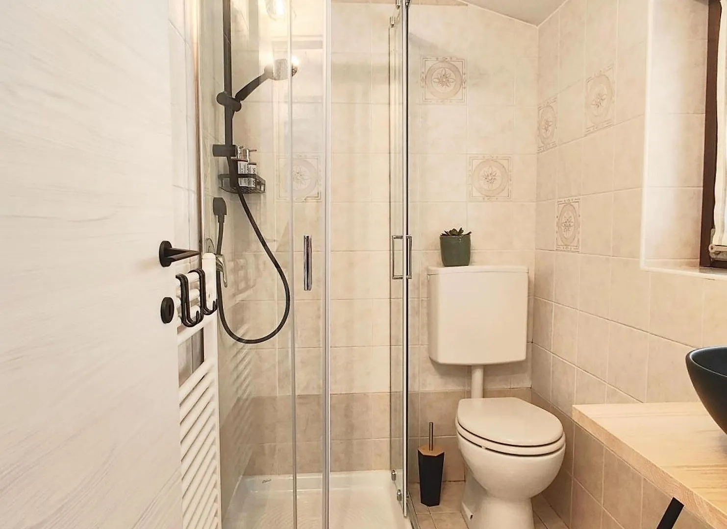 Terrazza Del Borgo - Argegno Central Lakeview Apartment 0*,  Italy