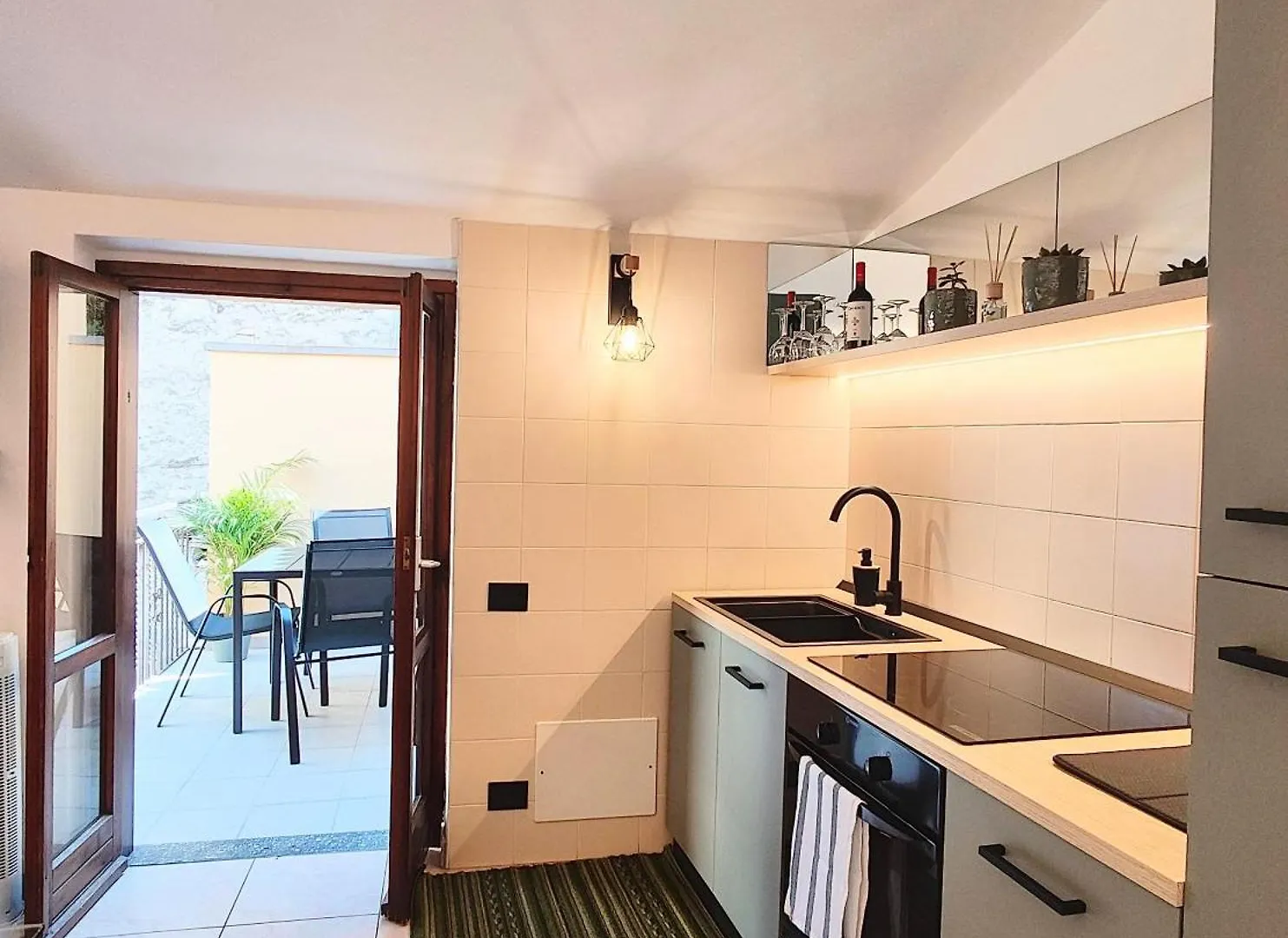 Terrazza Del Borgo - Argegno Central Lakeview Apartment Italy