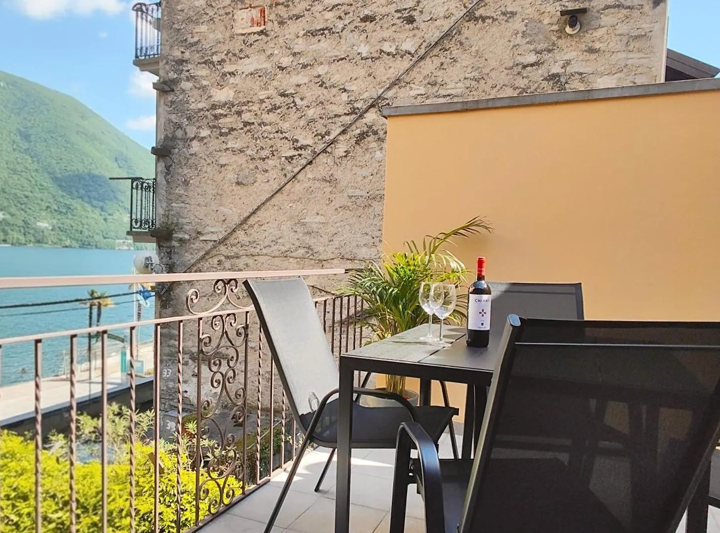 Holiday home Terrazza Del Borgo - Argegno Central Lakeview Apartment