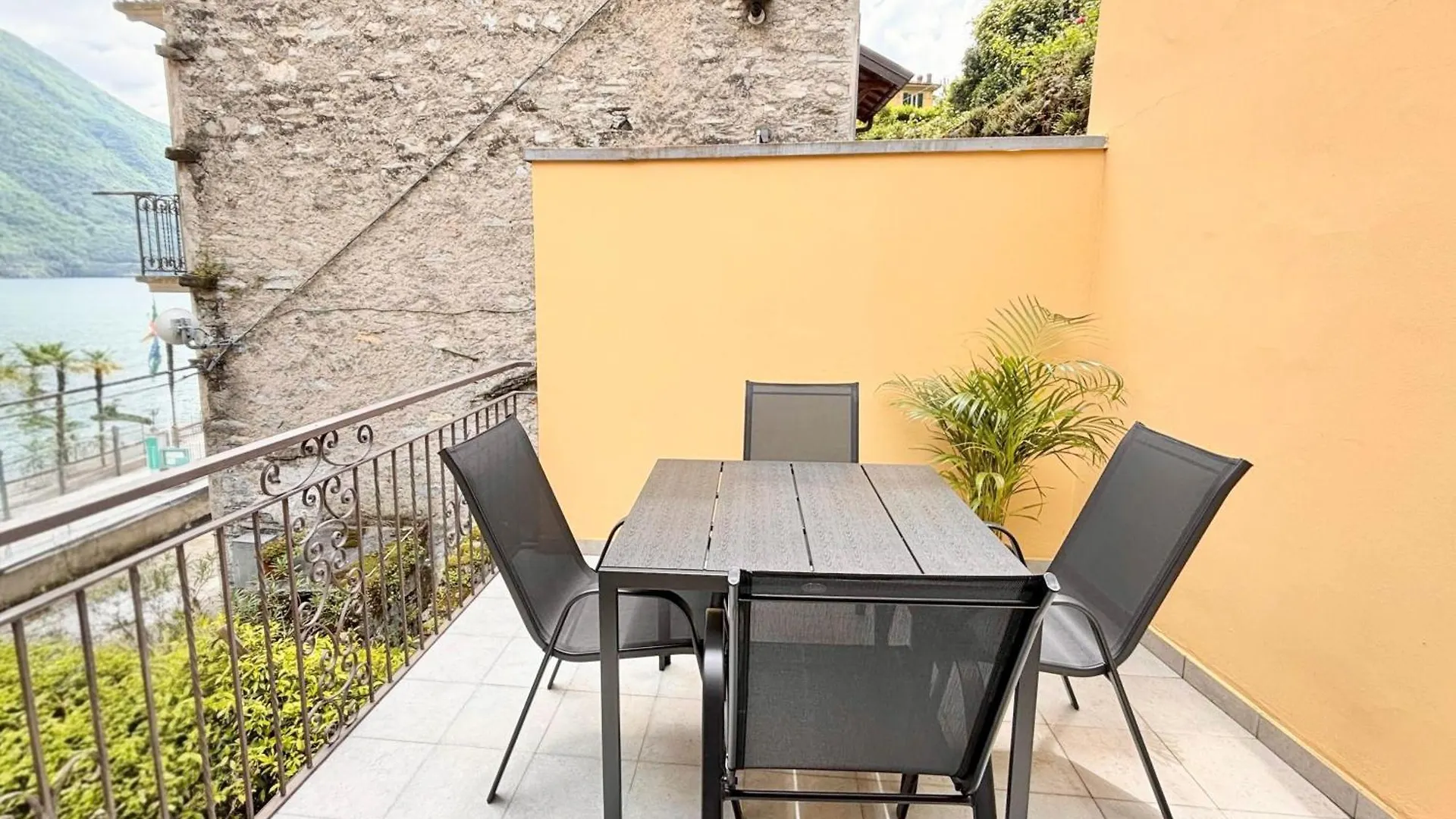 Terrazza Del Borgo - Argegno Central Lakeview Apartment